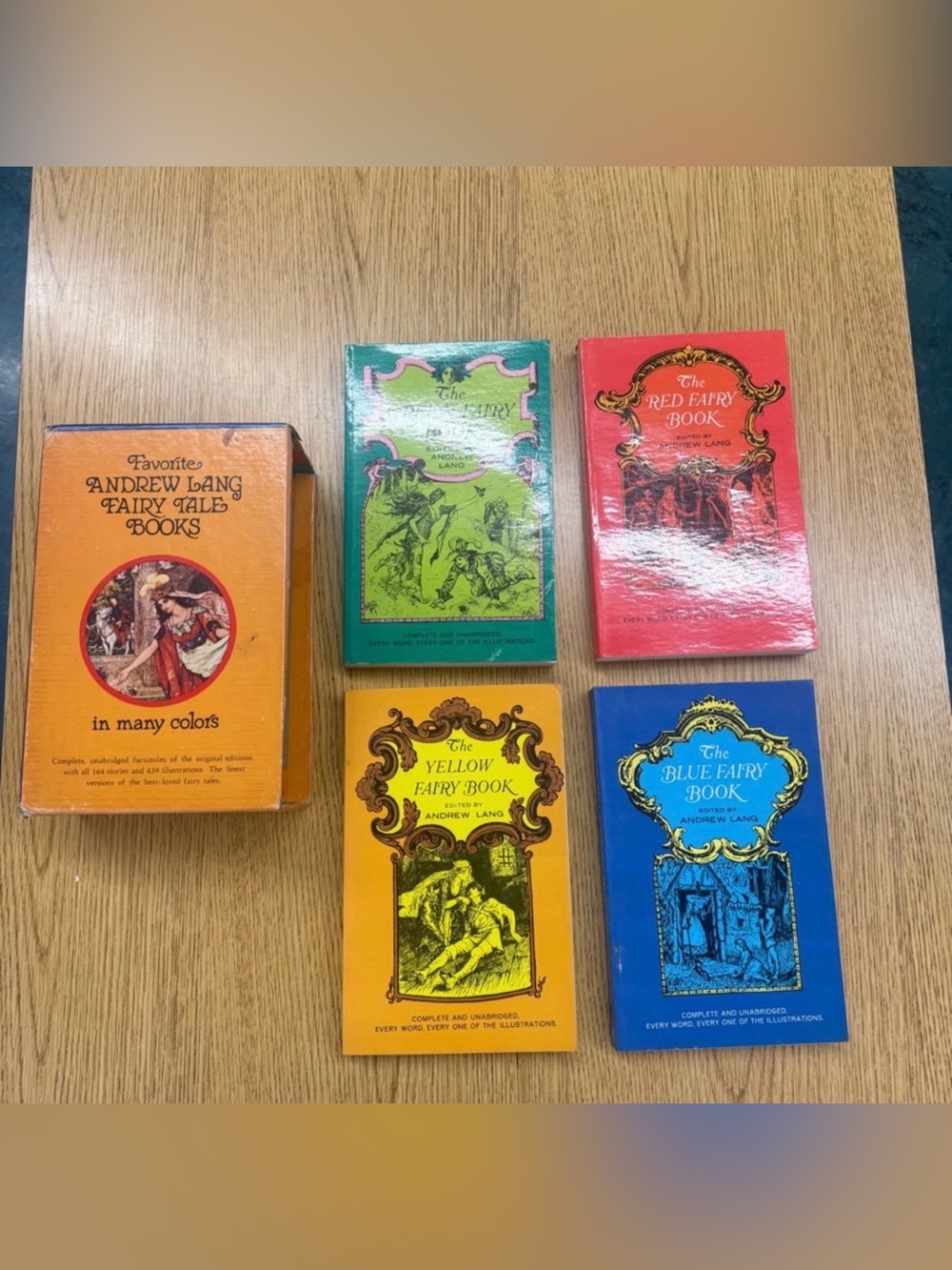Dover Andrew Lang Fairy Tale Books Box Set 4 Vols Blue Red Green Yellow Good